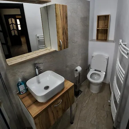 Flori'S Apartment Brasov Exterior photo