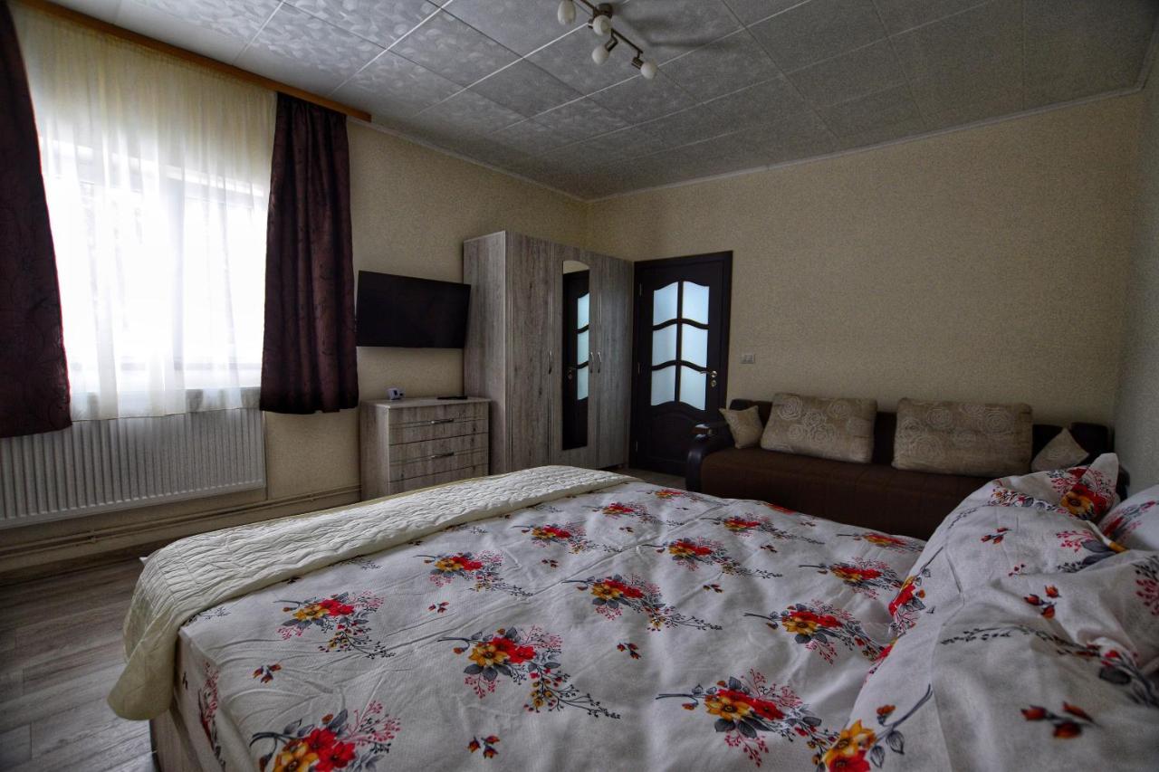 Apartment Flori's Brasov