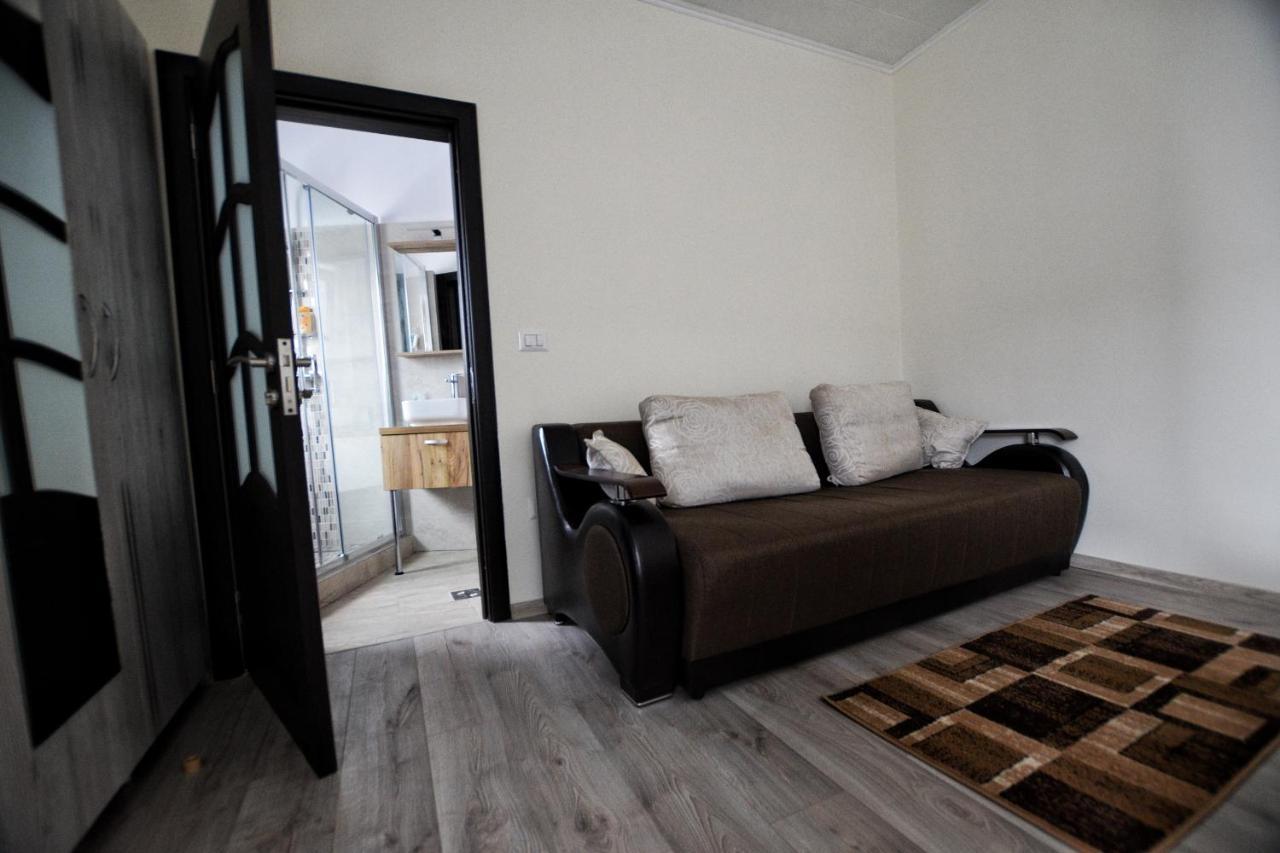 Apartment Flori's *